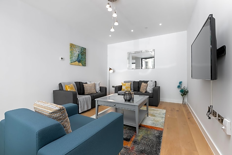 LT Greenwich 3 Bed Townhouse