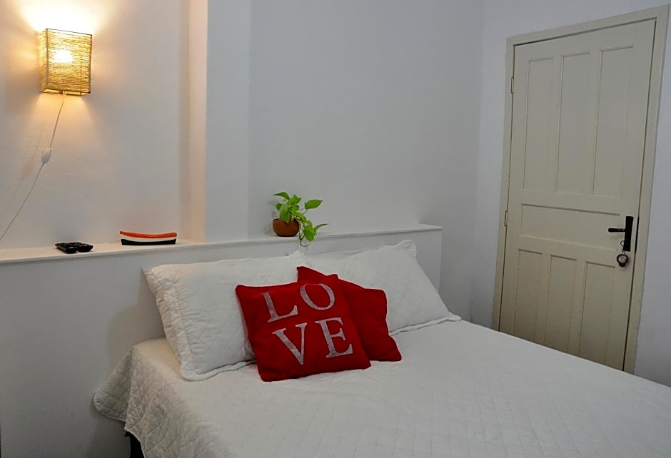 Suítes Recanto cama e café