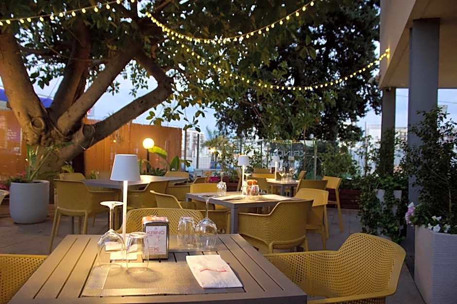 KRINO' hotel cafè