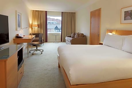 Queen Room With Double Sofa Bed Free Breakfast