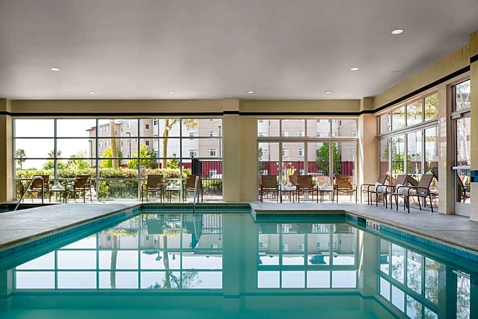 DoubleTree by Hilton San Francisco Airport North Bayfront