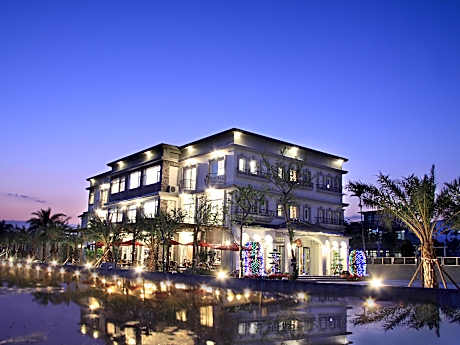 Spring Fountain Hotel