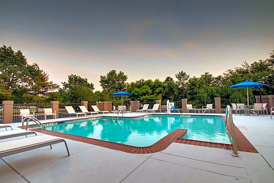 Holiday Inn Express Voorhees - Mt. Laurel By IHG