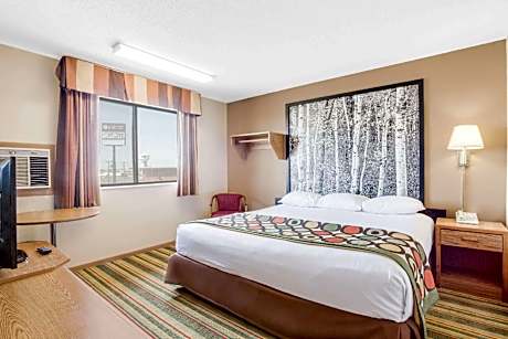 1 Queen Bed Non-Smoking