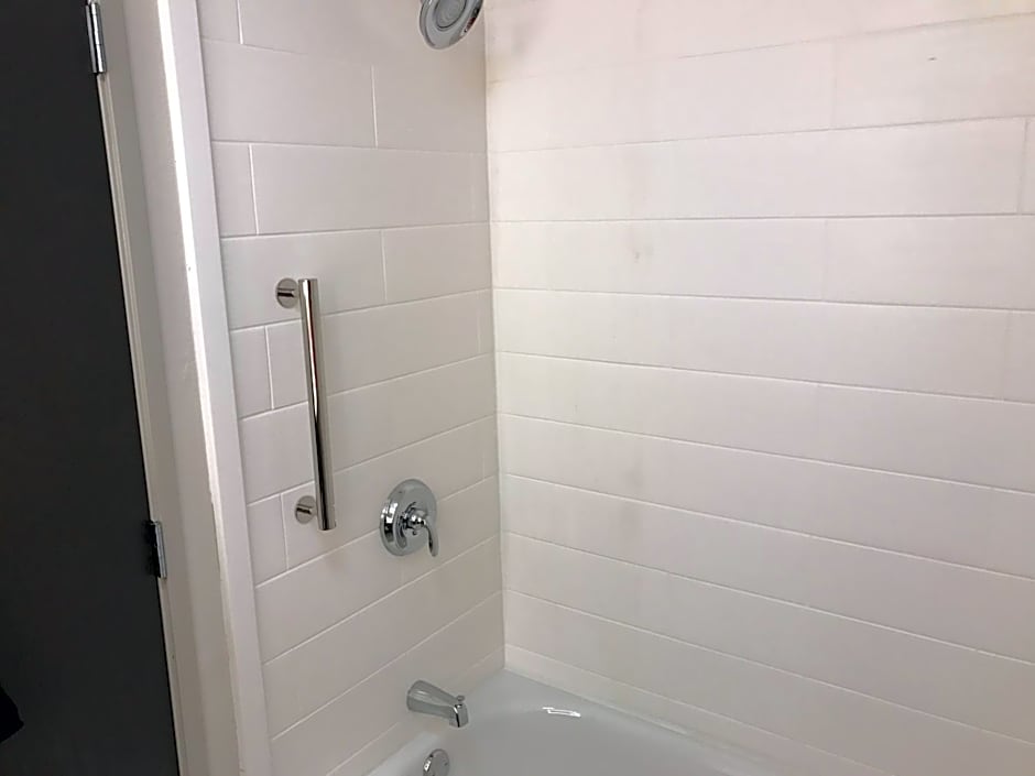 Holiday Inn Express Naples South - I-75 By IHG