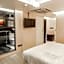Amina Residency - Luxury Stay