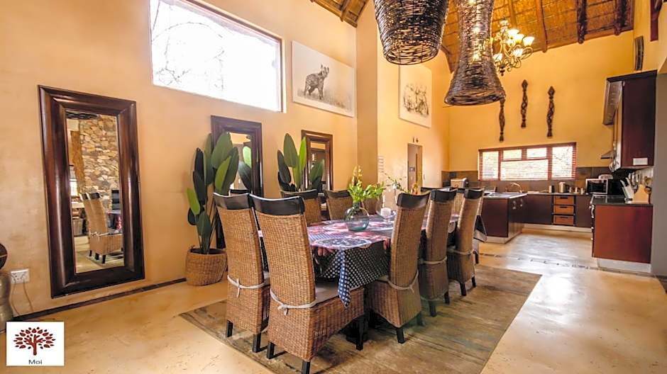 Zebula Golf and Wildlife Estate - The Milky Way Pax 12 - Moi Signature Luxury villa