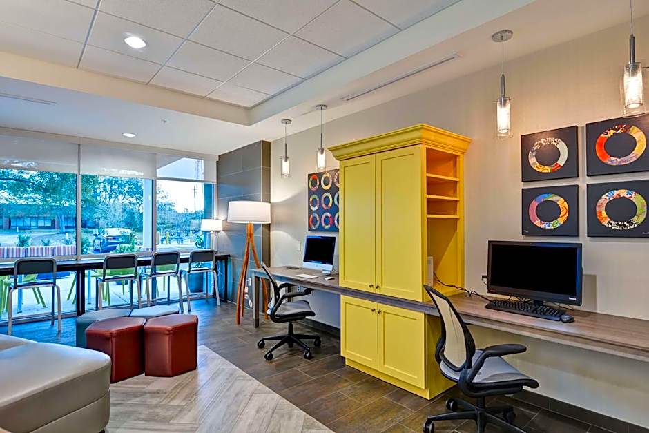 Home2 Suites By Hilton Tampa Usf Near Busch Gardens