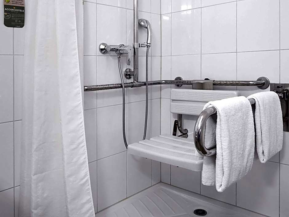 ibis Locarno
