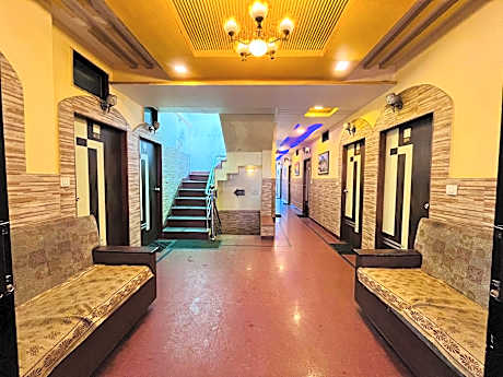 Hotel Good Luck Residency, Mount Abu