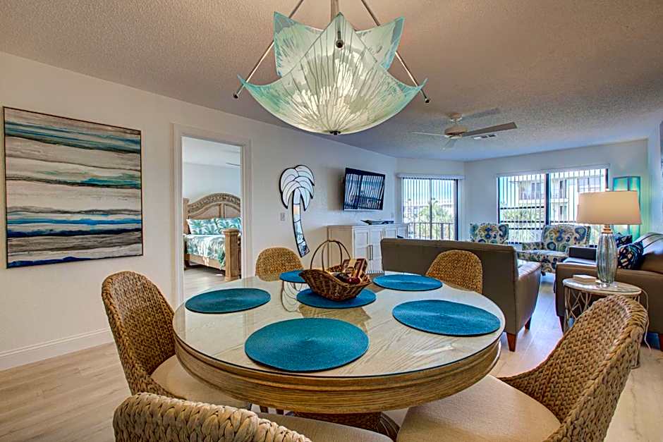 Absolute Anna Maria-Private Beach Access-Heated Pool-Water Views From Every Room