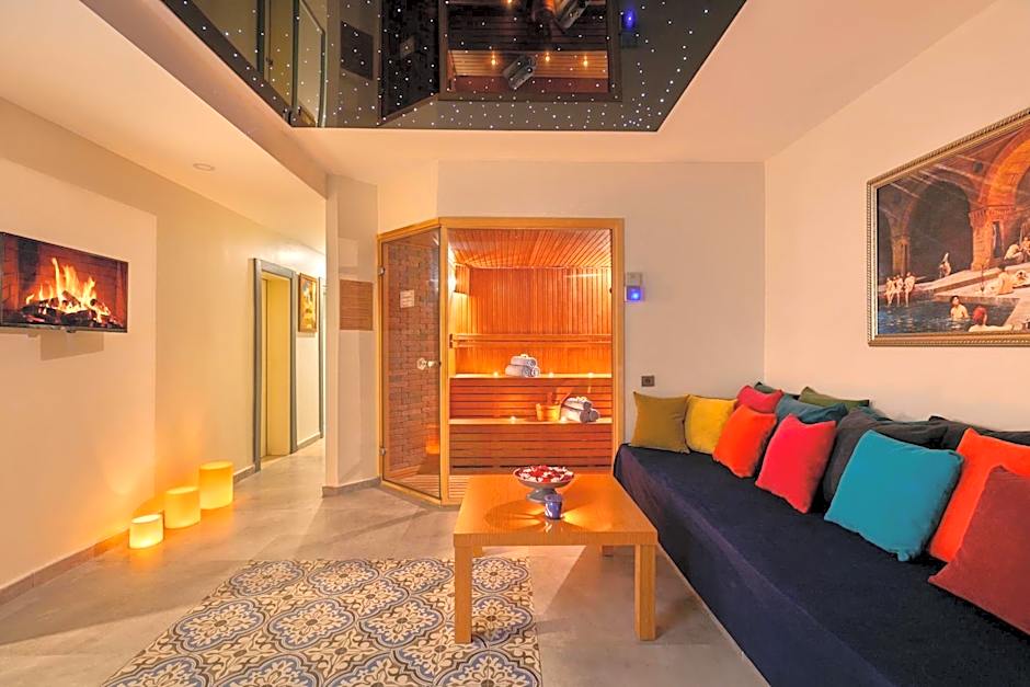 Azuu Boutique Hotel