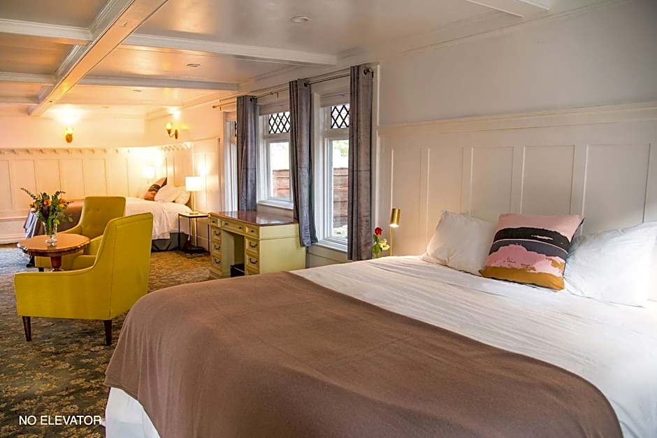Foto 1 von 13 von Deluxe Family Suite