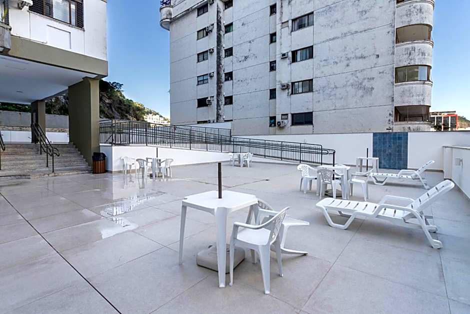 Apartamento em Botafogo a 9min da praia - MRF1307