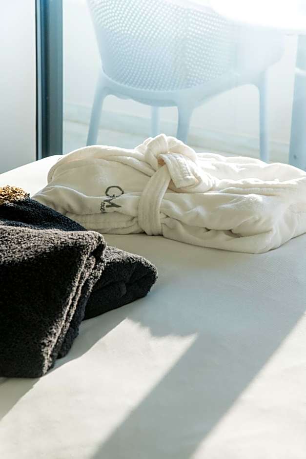 GM exclusive Luxury Suites & SPA