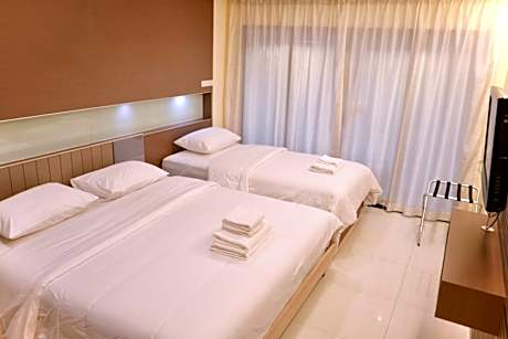 Deluxe Family with Balcony