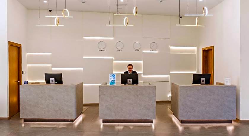 Al Hamra Village Hotel