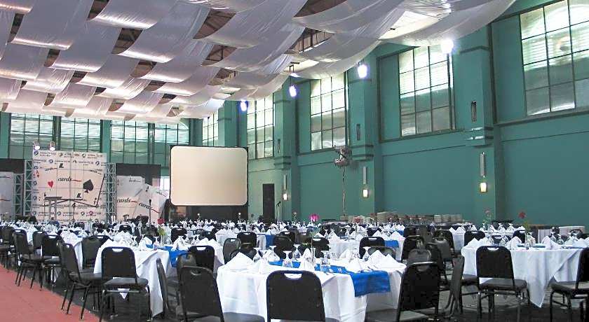 Crown Regency Suites And Residences - Mactan