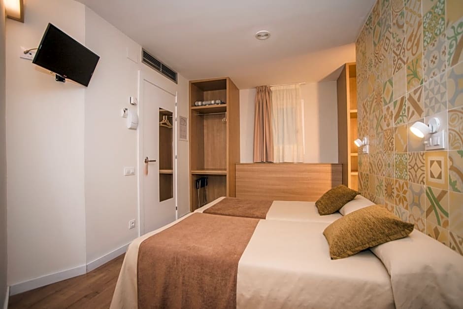 Hostal Marenostrum