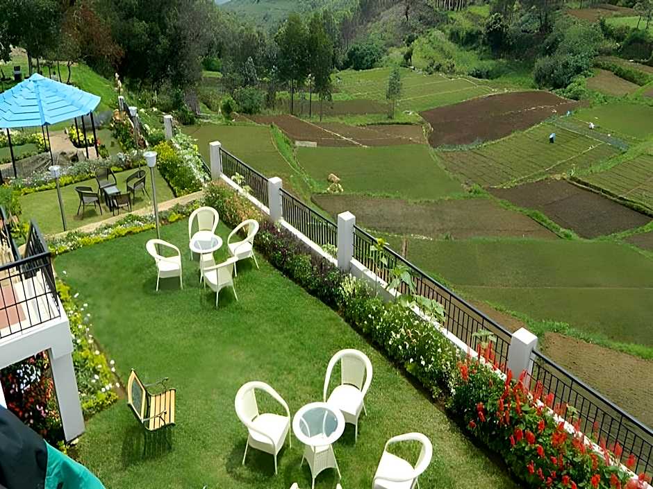 Mount 'n' Mist Hotel