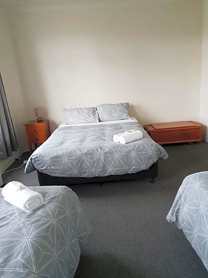 Horse and Jockey Inn