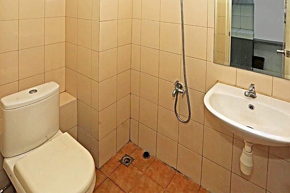 OYO 92317 Apartment Riverview By Alima View