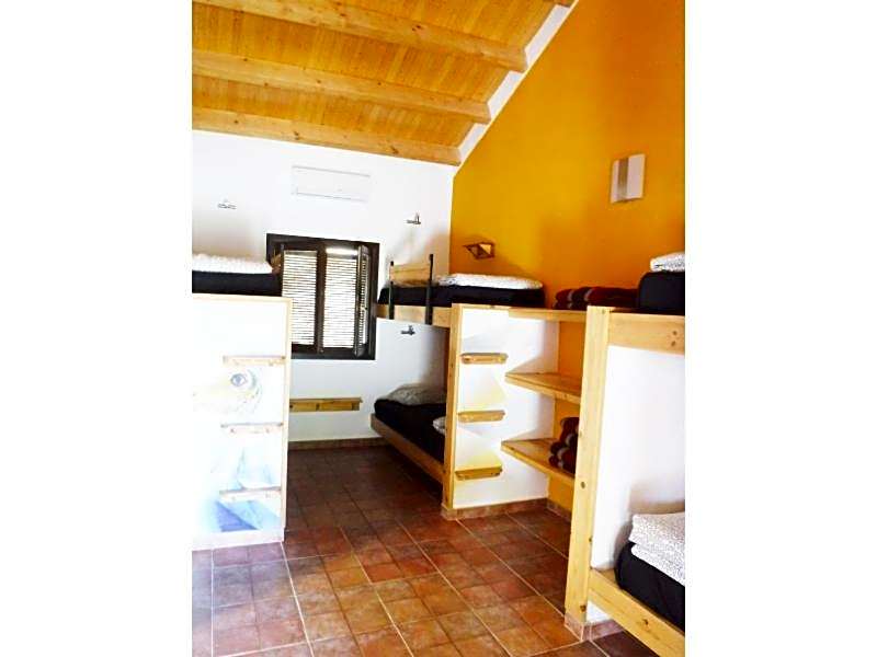 Tantaka - Albergue Los Meleses