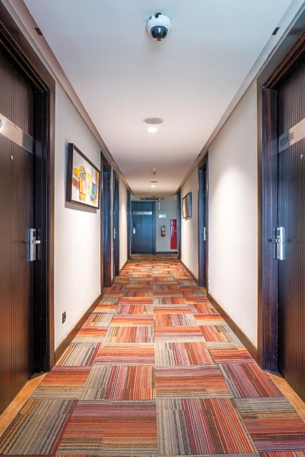 Sotis Hotel Falatehan