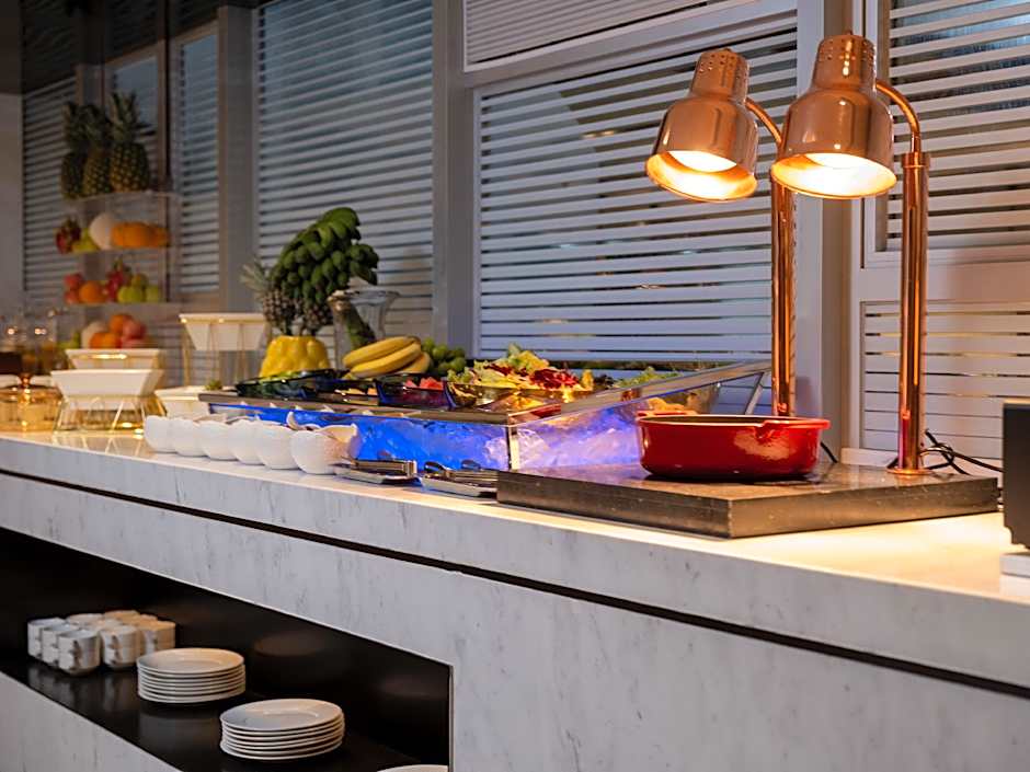 Holiday Inn Yiwu Center By IHG