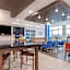 Holiday Inn Express & Suites - Detroit - Dearborn By IHG