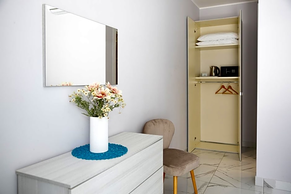 La Perla Luxury Rooms