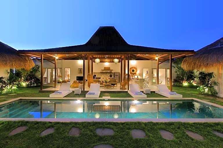 Villa Aksara 