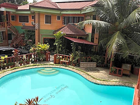 Stefanie Grace Inn