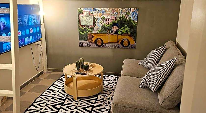 SPACE ART BOUTIQUE Downtown