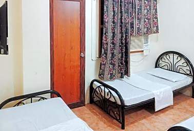 RedDoorz @ Plaza La Paz Iloilo City