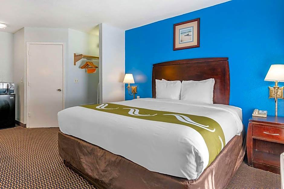 Quality Inn Sarasota North Near Lido Key Beach