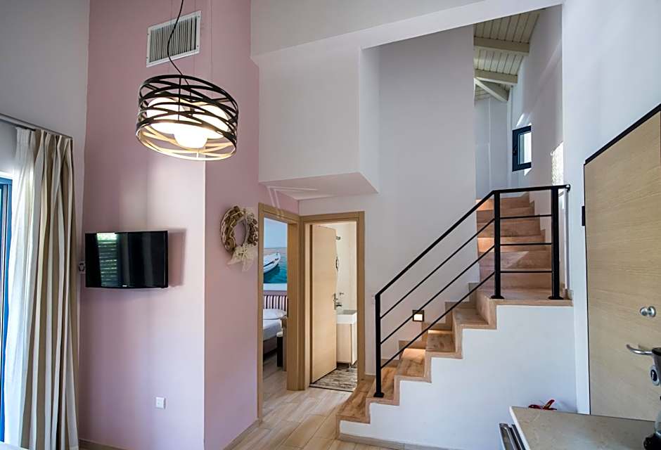 Ilianthos Apartments & Rooms