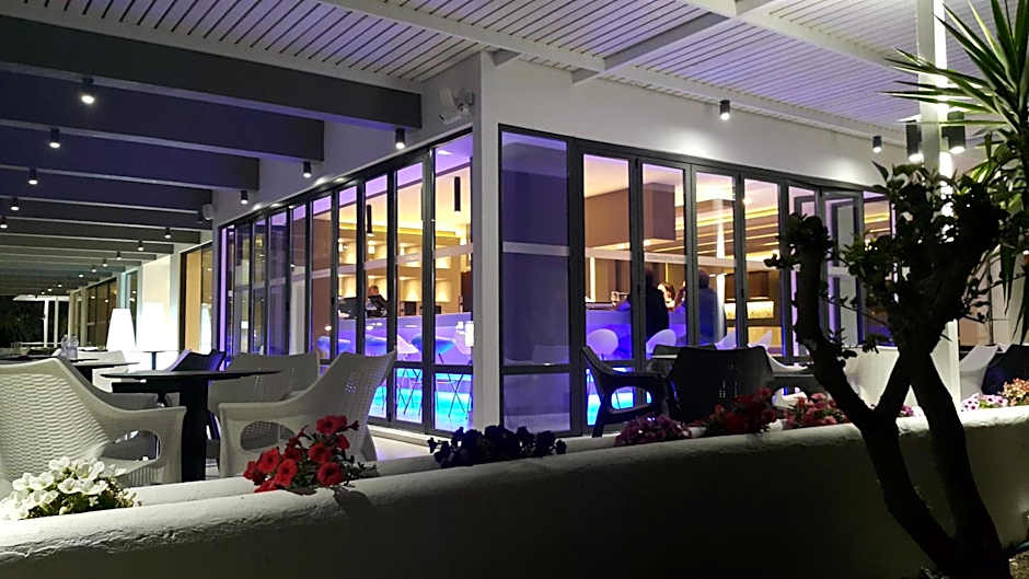 Cosmopolitan Hotel