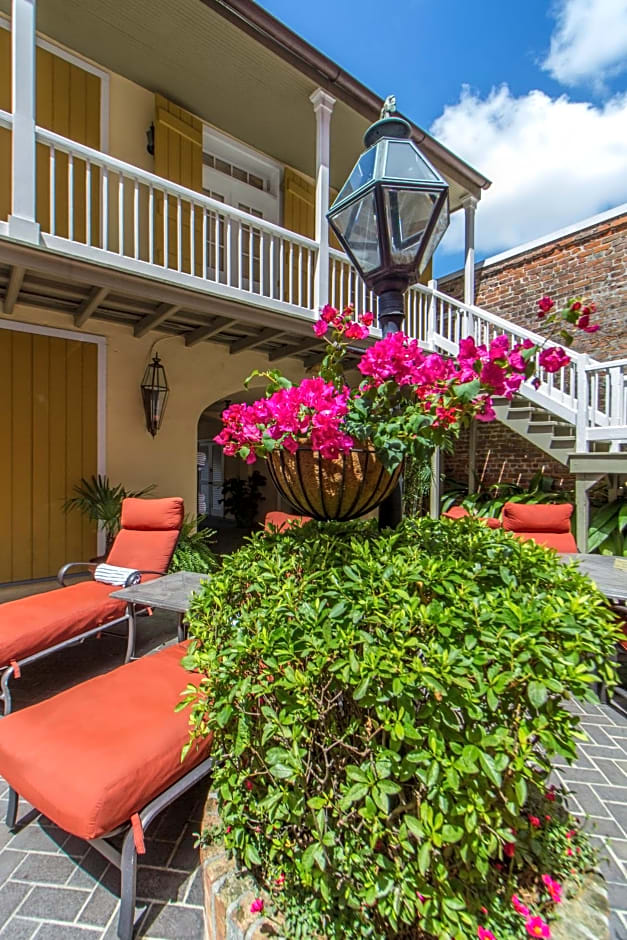 Dauphine Orleans Hotel