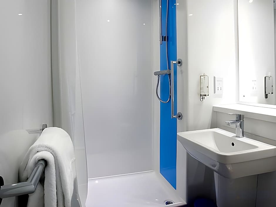 Travelodge Newcastle Whitemare Pool