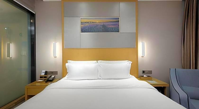 Lavande Hotel Guangzhou Shangxiajiu Pedestrian Street Hualin Temple Metro Station
