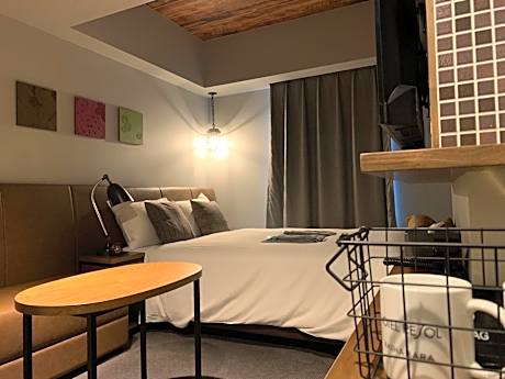 Large Double Room