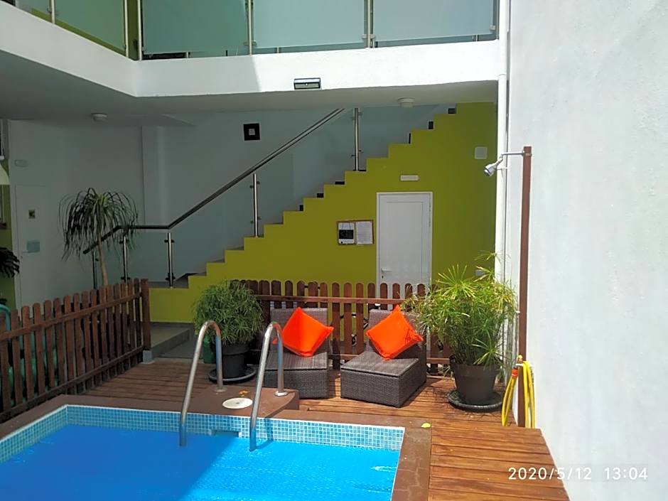 Apartamentos El Patio