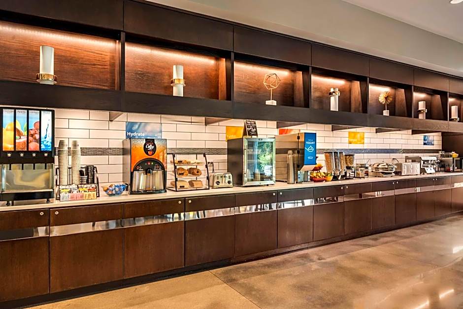 GLo Best Western Asheville-Blue Ridge Parkway