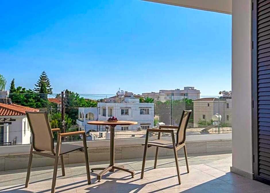 Olive Shared Pool Apartments