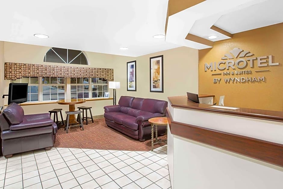 Microtel Inn & Suites By Wyndham Franklin