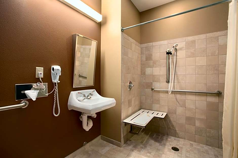 Microtel Inn & Suites By Wyndham Sidney