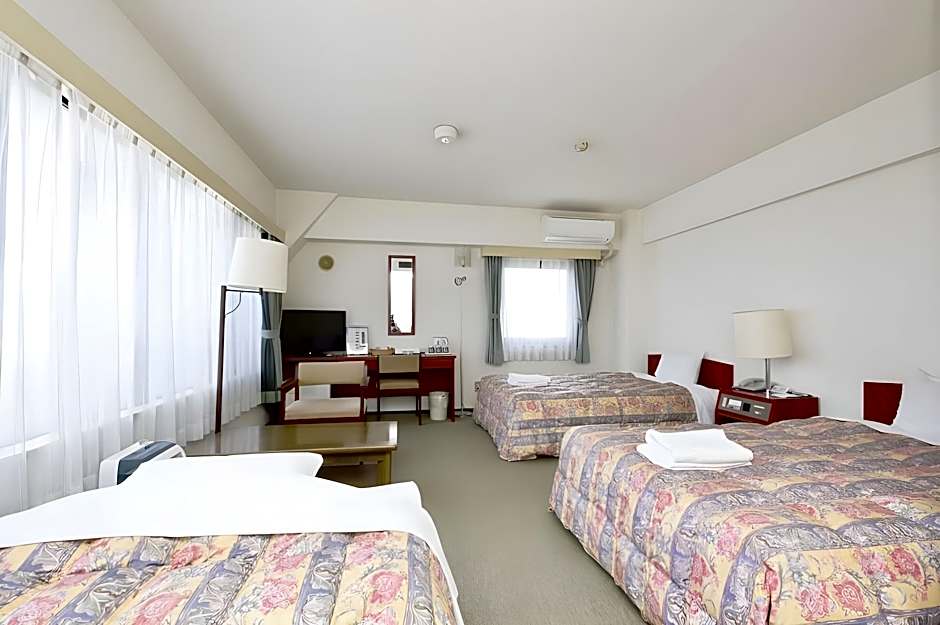 Sky Court Koiwa Hotel