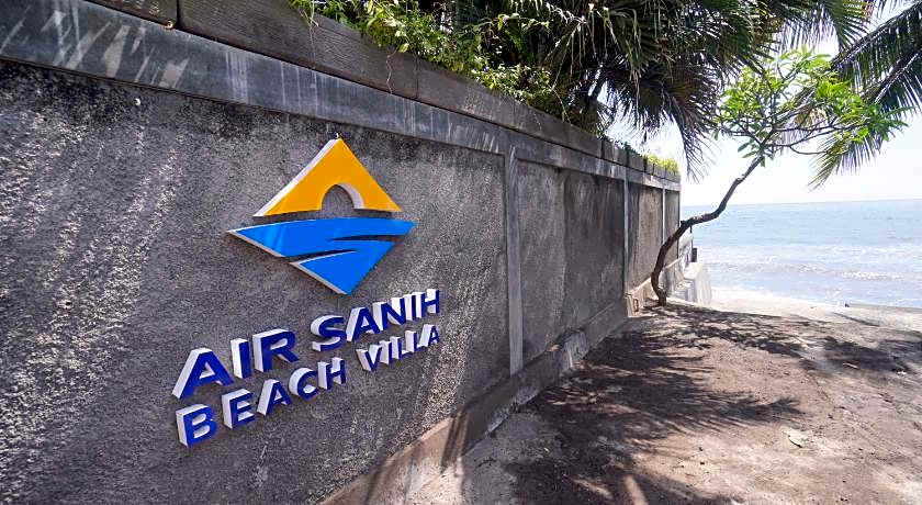 Air Sanih Beach Villa