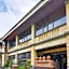 Super OYO Townhouse Oak Maxi Hotel Legian